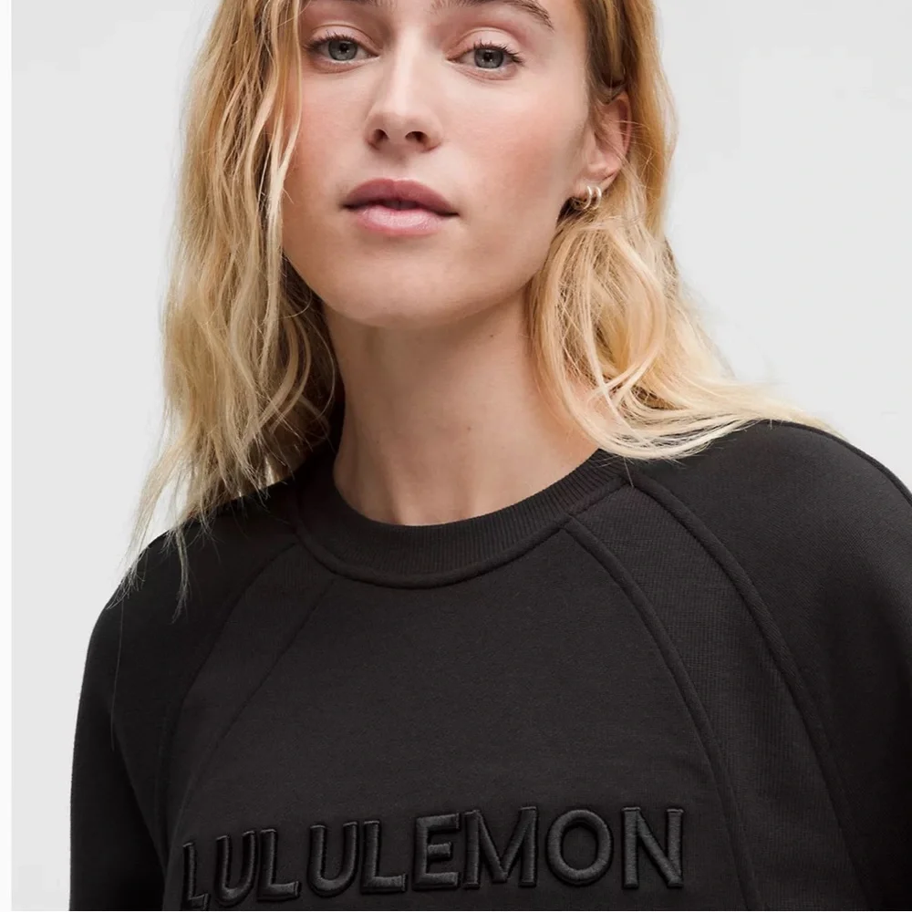 lululemon athletica Women's Black Sweatshirt - Picture 4 of 7